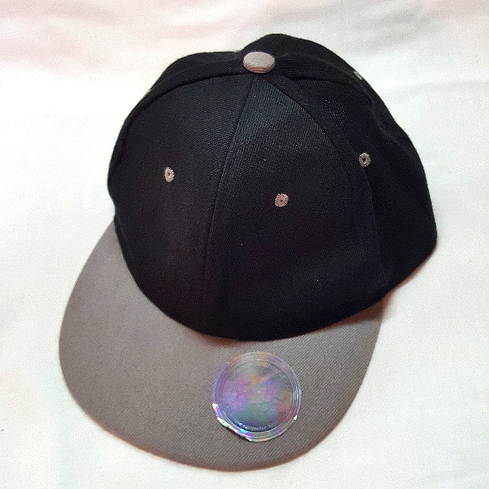 NWT Standard Plain Baseball Cap.  Men's Large. Grey.  Black.